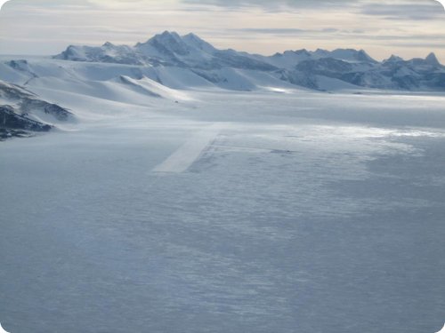 aeroporto ice runway