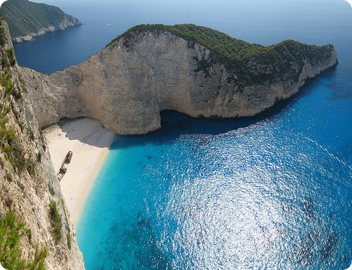 navagio beach grecia